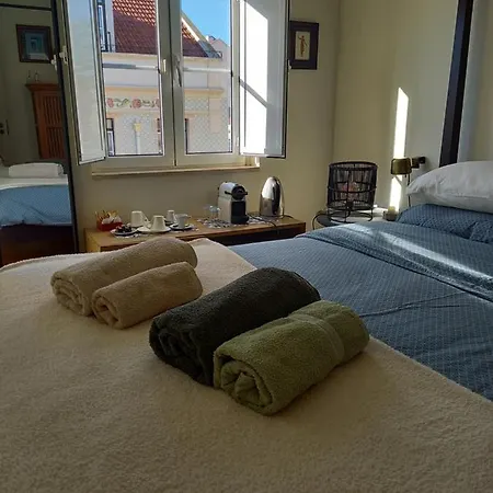 Charme Et Confort Au Coeur De Graca 民宿 *