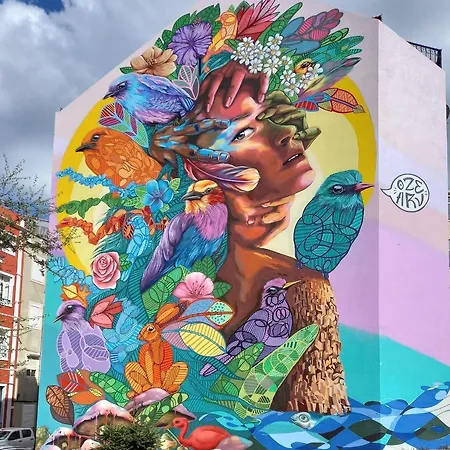 Charme Et Confort Au Coeur De Graca Lisbon