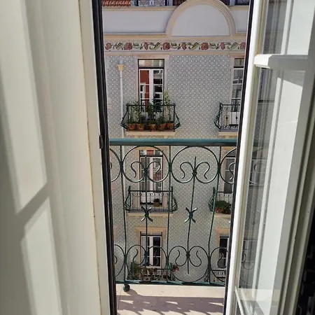 Privatunterkunft Charme Et Confort Au Coeur De Graca Lissabon