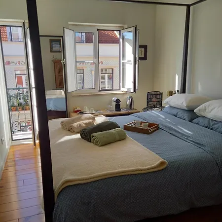 Homestay Charme Et Confort Au Coeur De Graca Lisbon